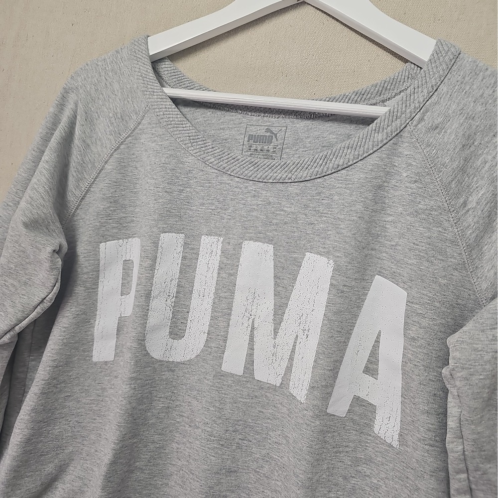 PUMA Womens Medium Gray Heathered Long Sleeve Graphic Scoop Neck Sweatshirt